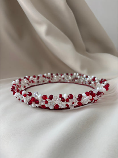 Kronis ''Sarkanbaltā elegance''