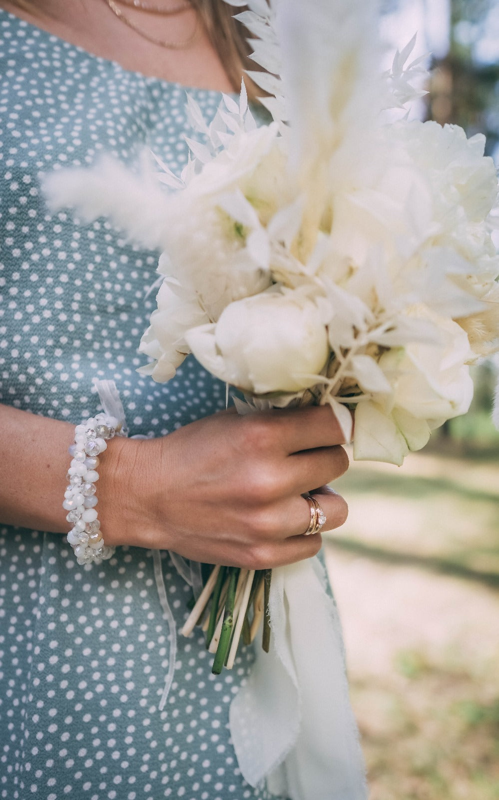 Rokassprādze ''Zeltainie ziedi''